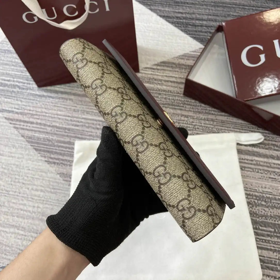 Gucci 456116 Bi-color GG Marmont continental wallet Beige and Wine Red leather