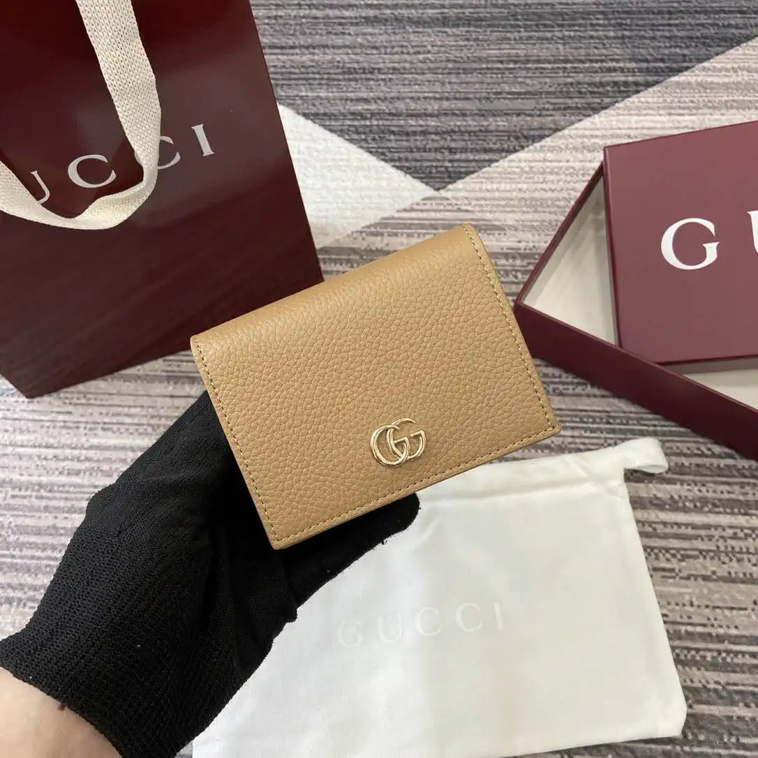 Gucci 456126  Bi-color GG Marmont small wallet Apricot