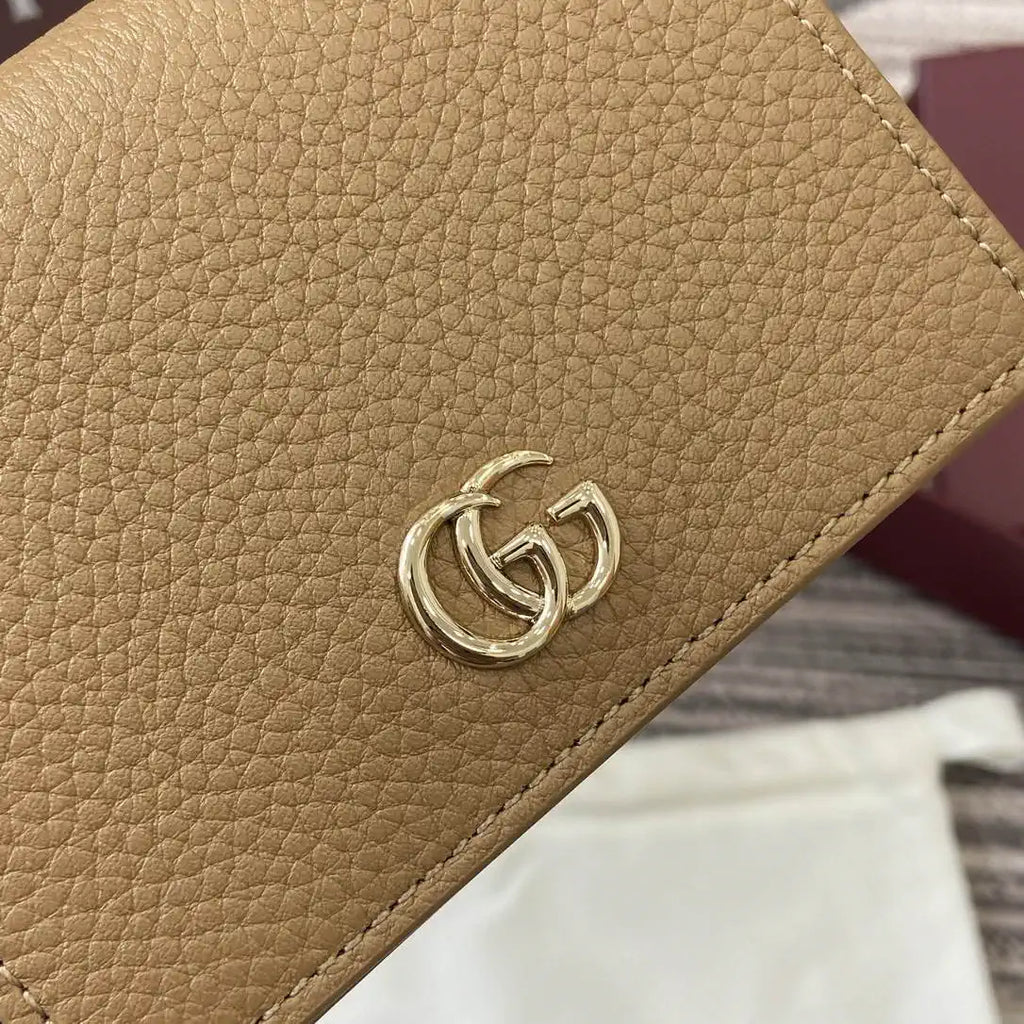 Gucci 456126  Bi-color GG Marmont small wallet Apricot