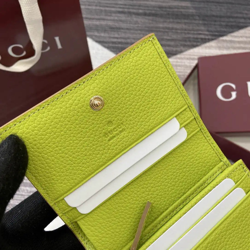 Gucci 456126  Bi-color GG Marmont small wallet Apricot