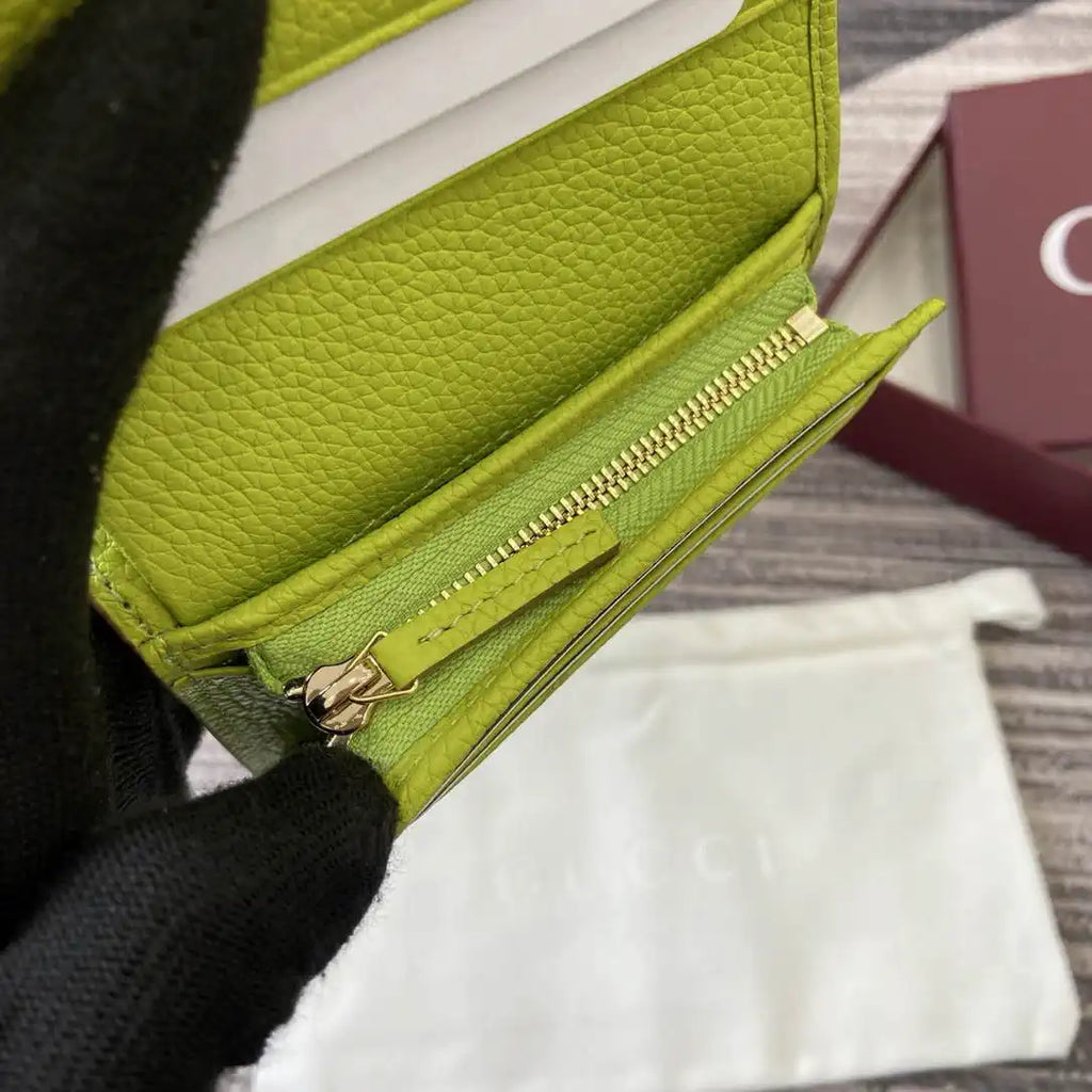Gucci 456126  Bi-color GG Marmont small wallet Apricot