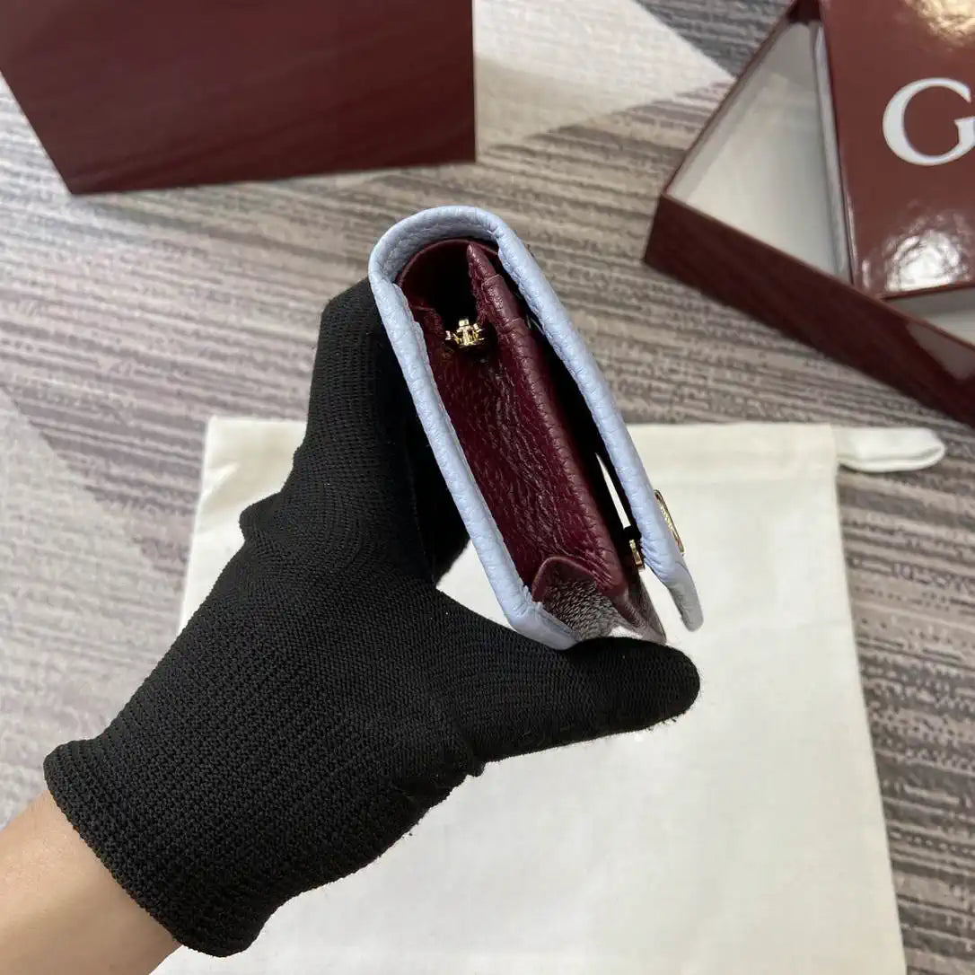 Gucci 456126  Bi-color GG Marmont small wallet Blue