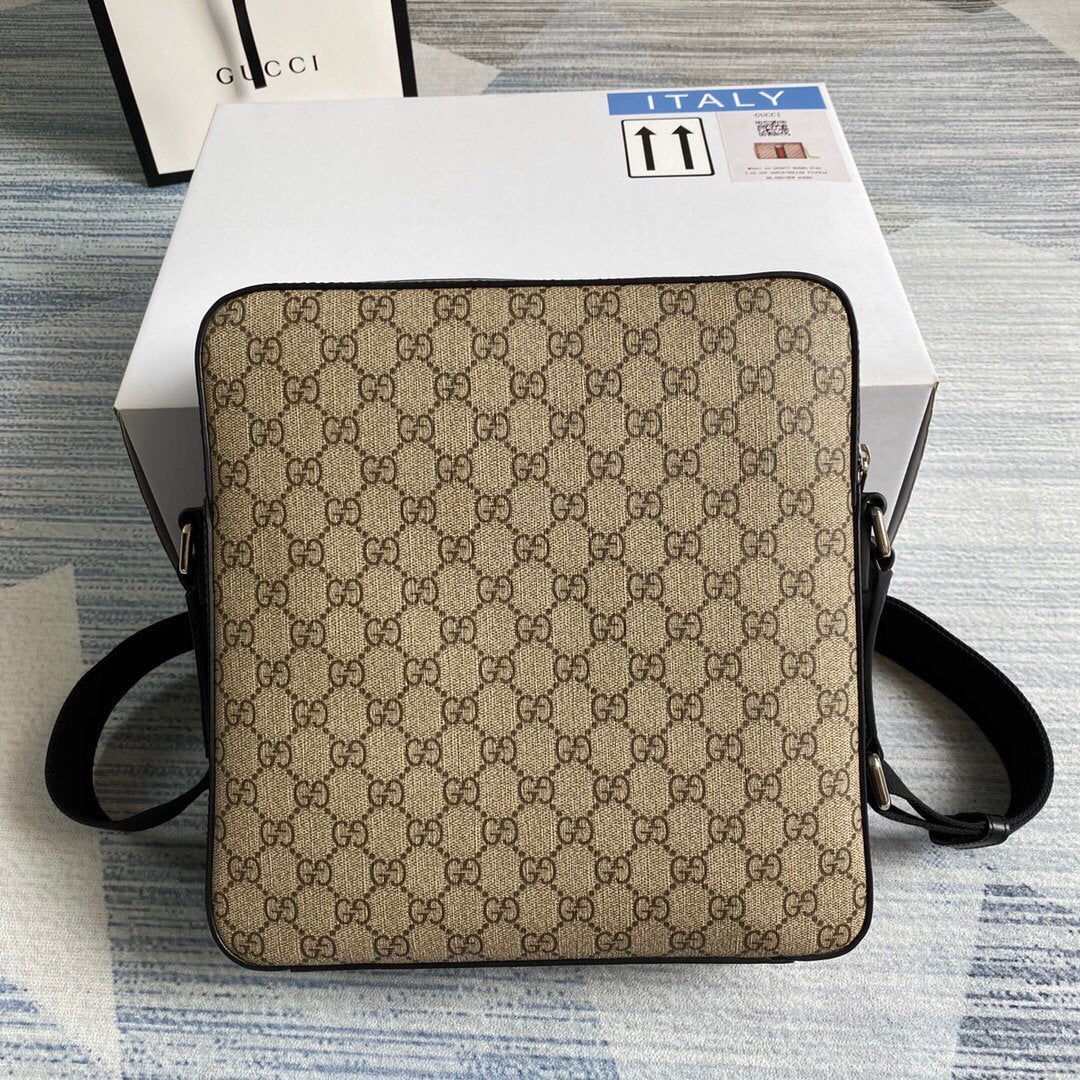Gucci 473878  GG Supreme Flat Messenger Beige