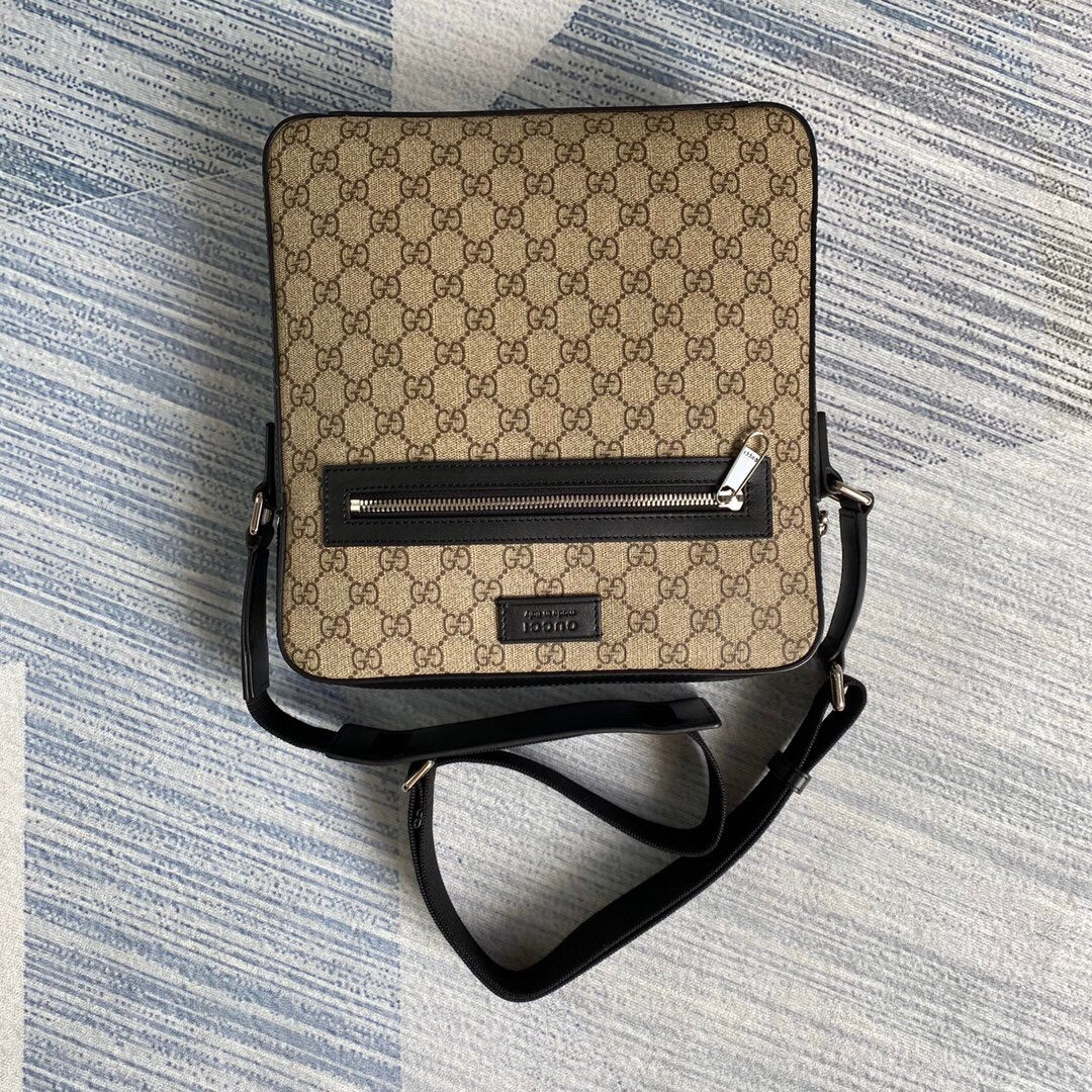 Gucci 473878  GG Supreme Flat Messenger Beige