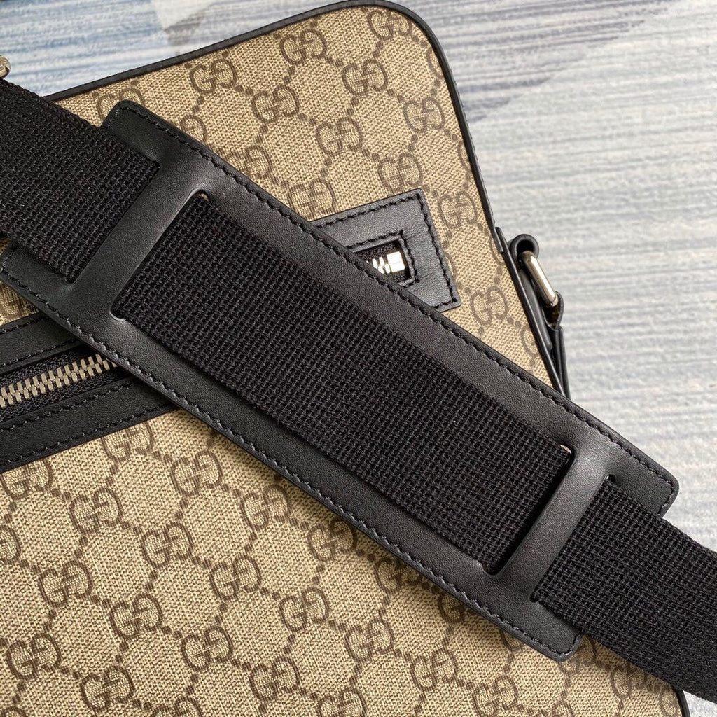 Gucci 473878  GG Supreme Flat Messenger Beige
