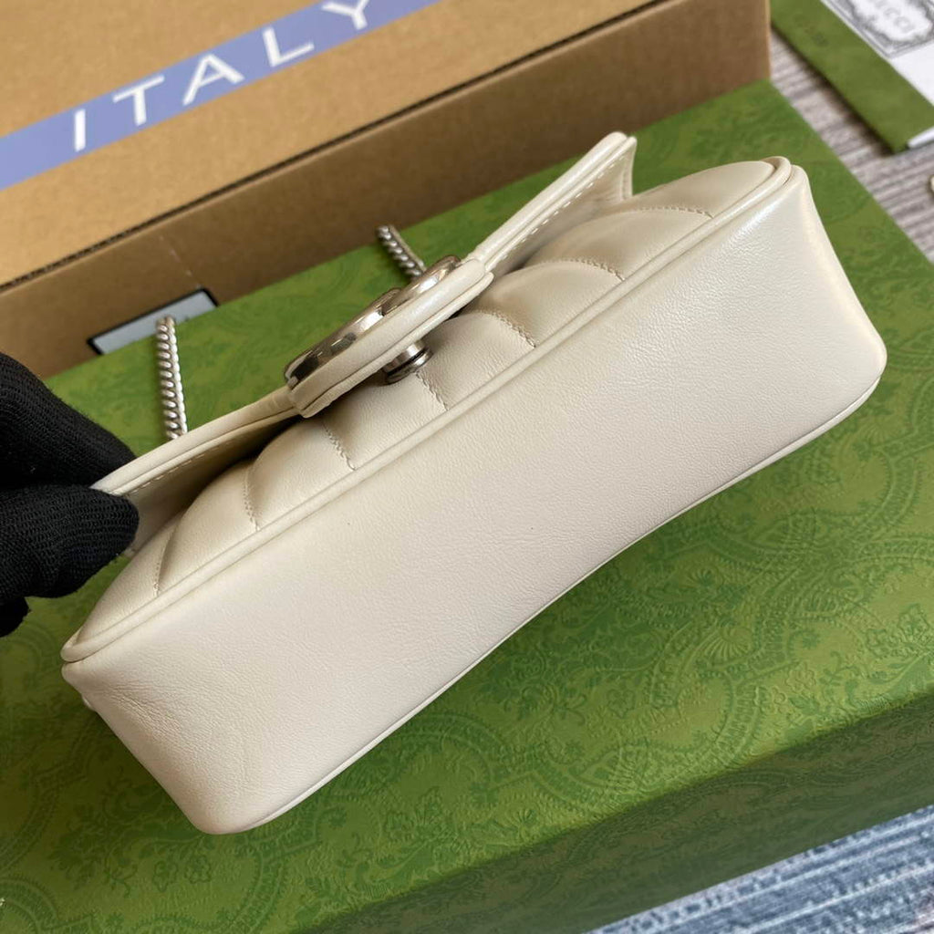 Gucci 476433 GG Marmont Super Mini Bag White