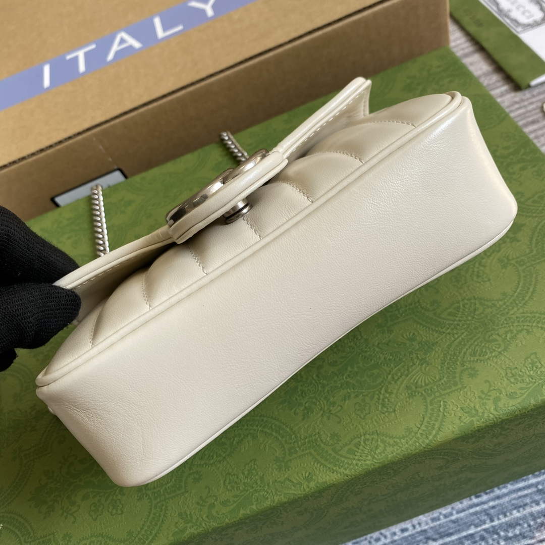 Gucci 476433 GG Marmont Super Mini Bag White
