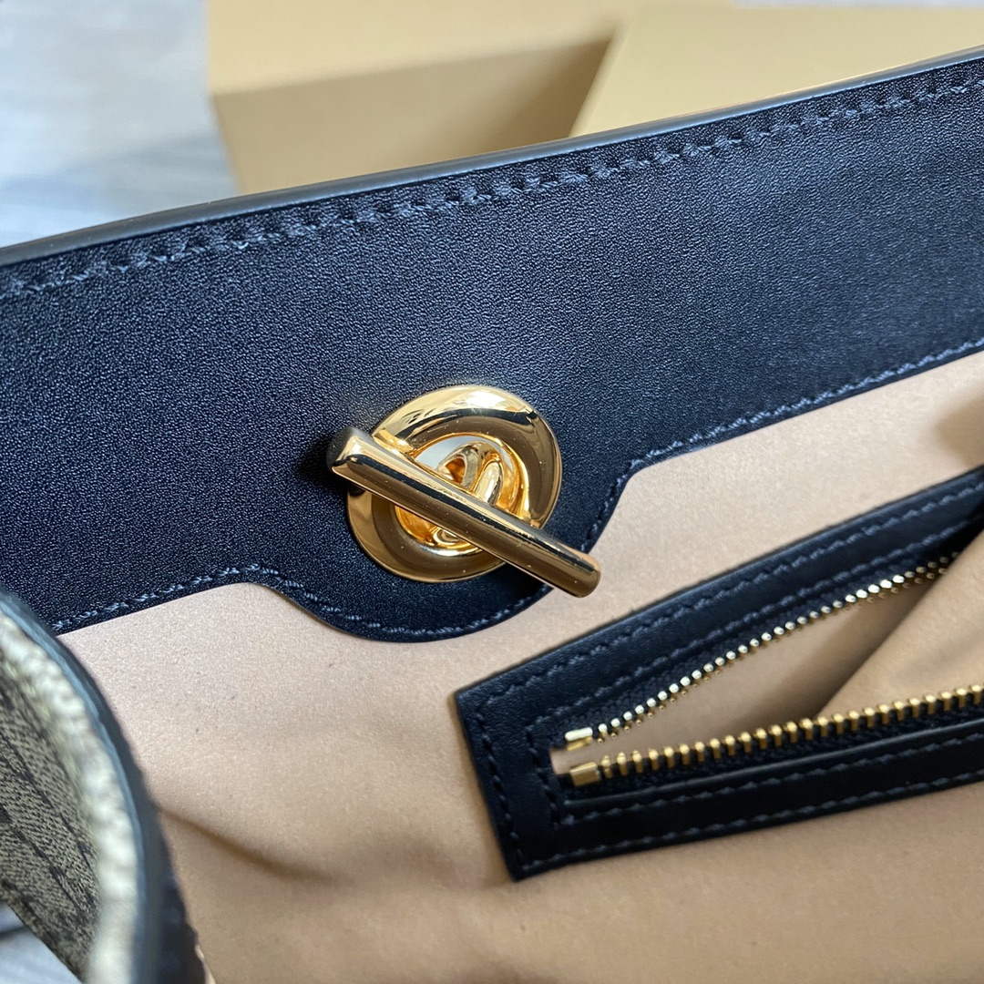 Gucci 479197 Padlock Medium GG Shoulder Bag Black