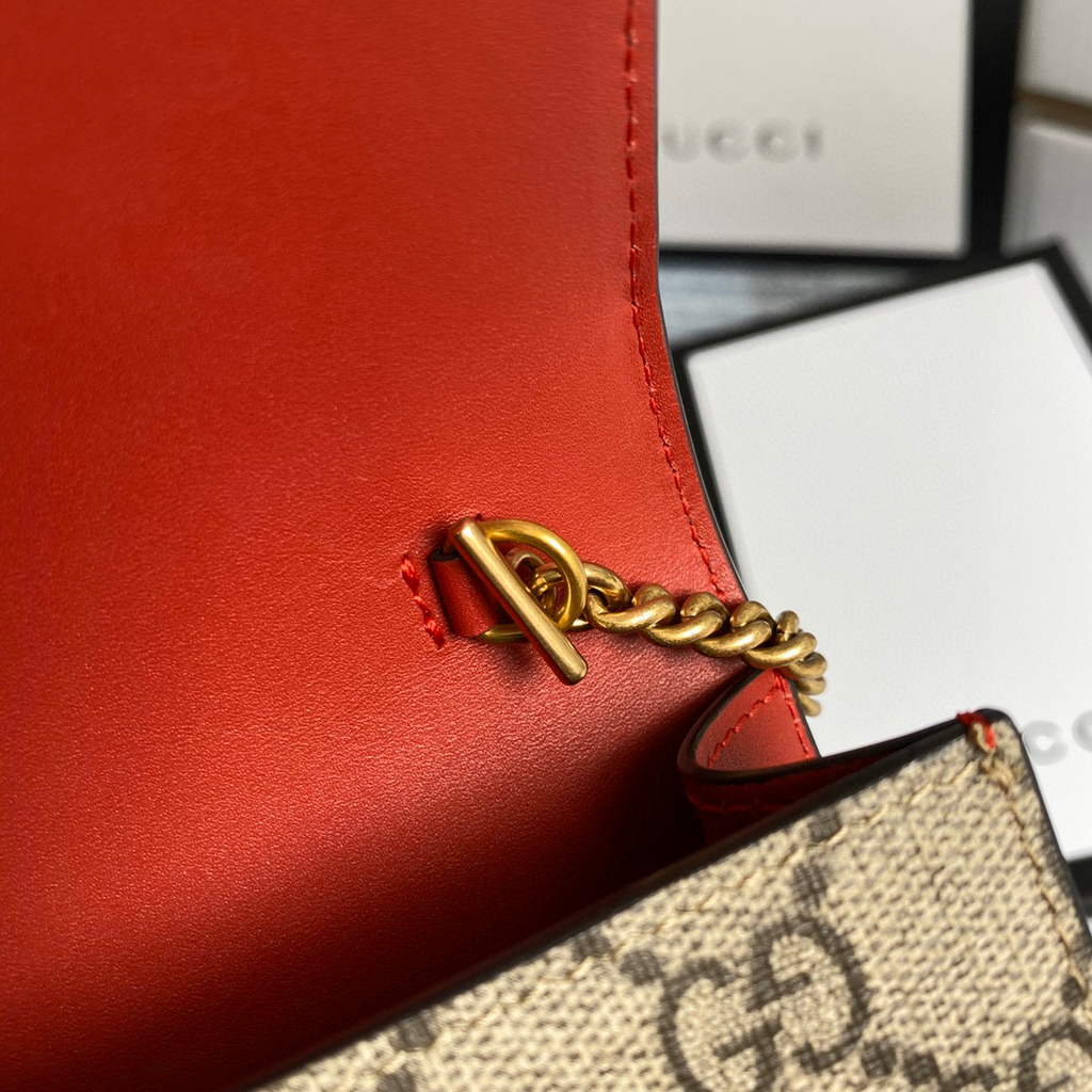 Gucci 481291 GG Supreme mini bag with cherries Red