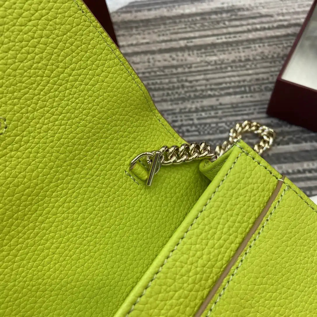Gucci 497985 GG GG Marmont wallet on chain Apricot with Gold