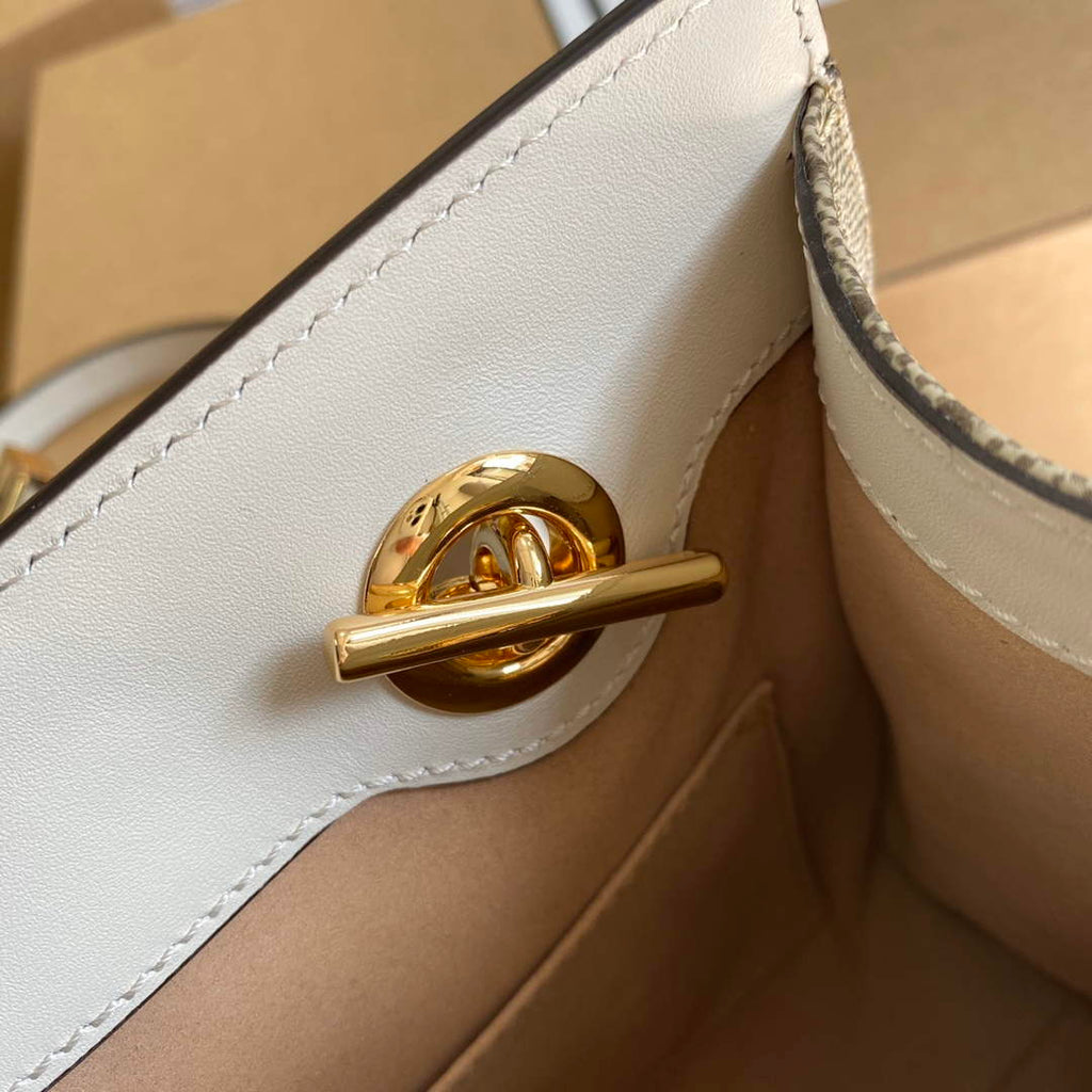 Gucci 498156 Padlock GG Small Shoulder Bag White