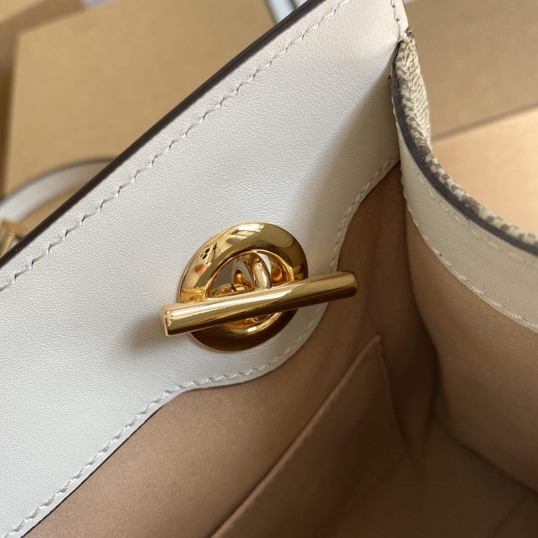 Gucci 498156 Padlock GG Small Shoulder Bag White - Default Title - View 9