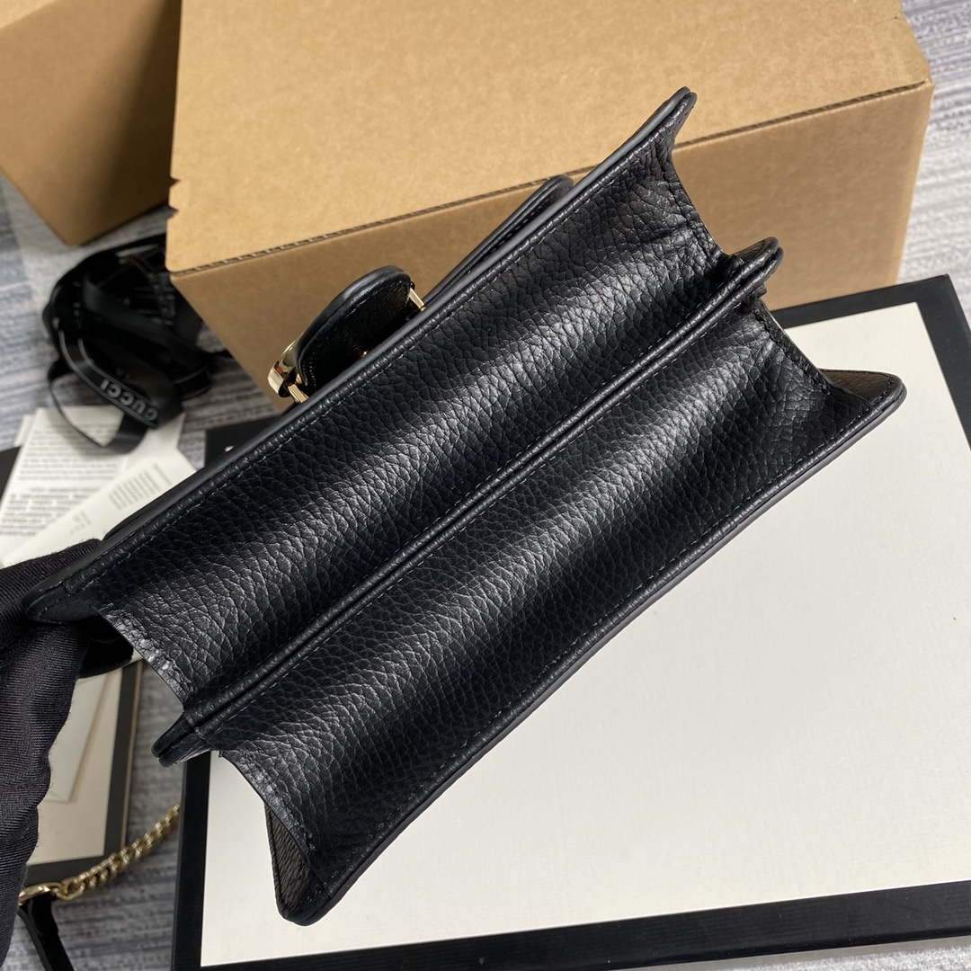 Gucci 510304 Interlocking Black Leather Chain Cross Body Bag