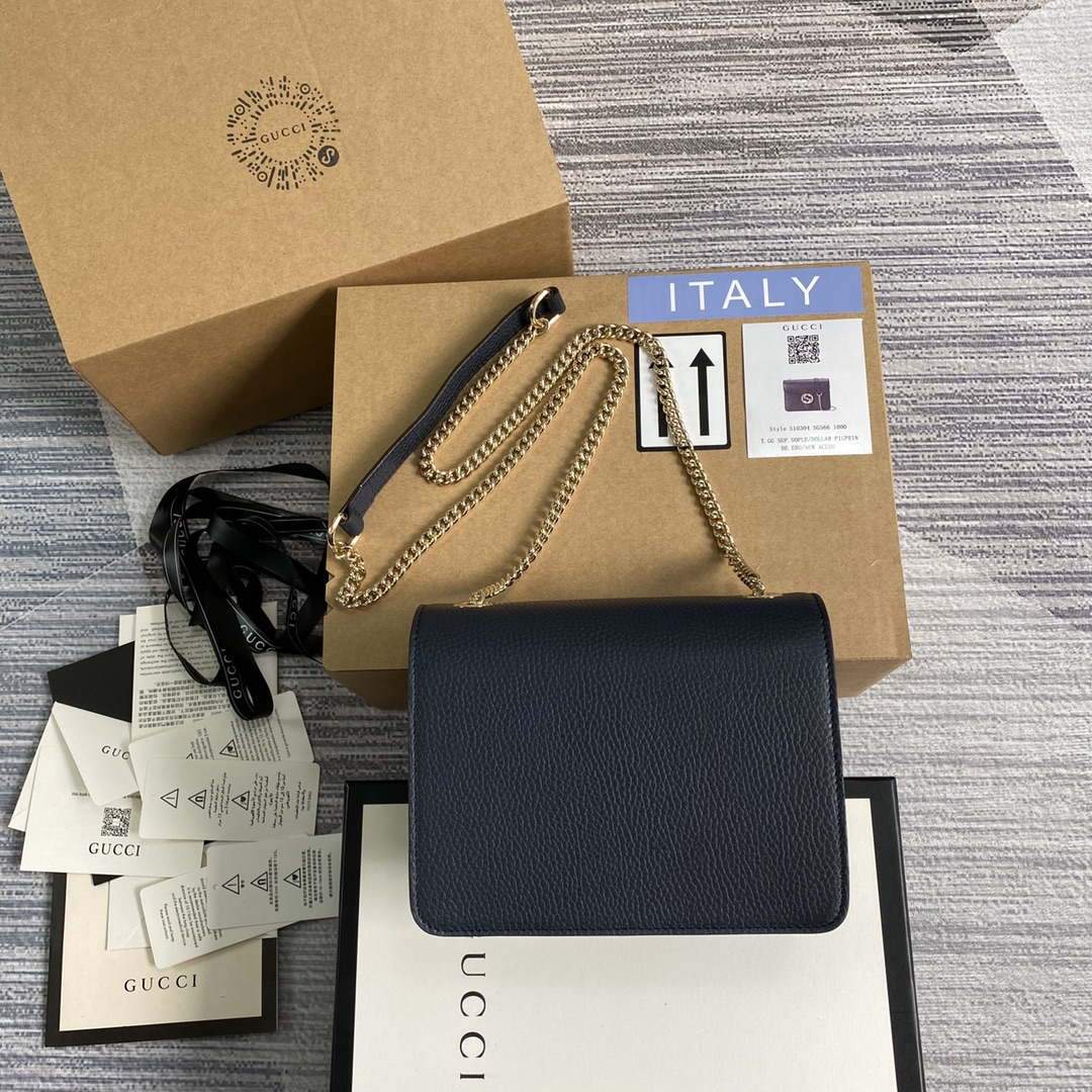 Gucci 510304 Interlocking Navy blue Leather Chain Cross Body Bag