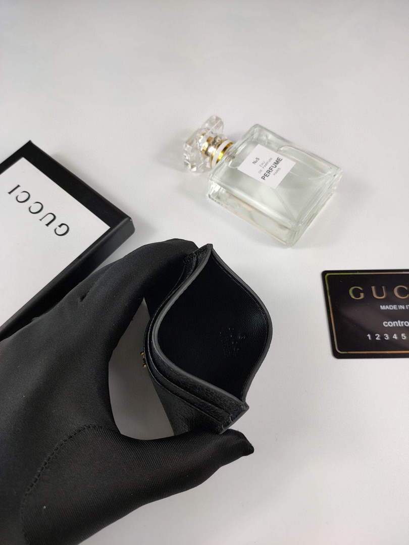 Gucci 523685 Men¡®s card holders and coin cases Animalier leather card case - luxibagsmall