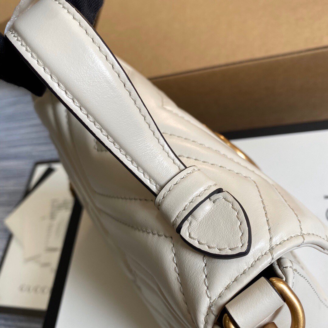 Gucci ‎547260 GG Marmont Mini Top Handle Bag White - luxibagsmall