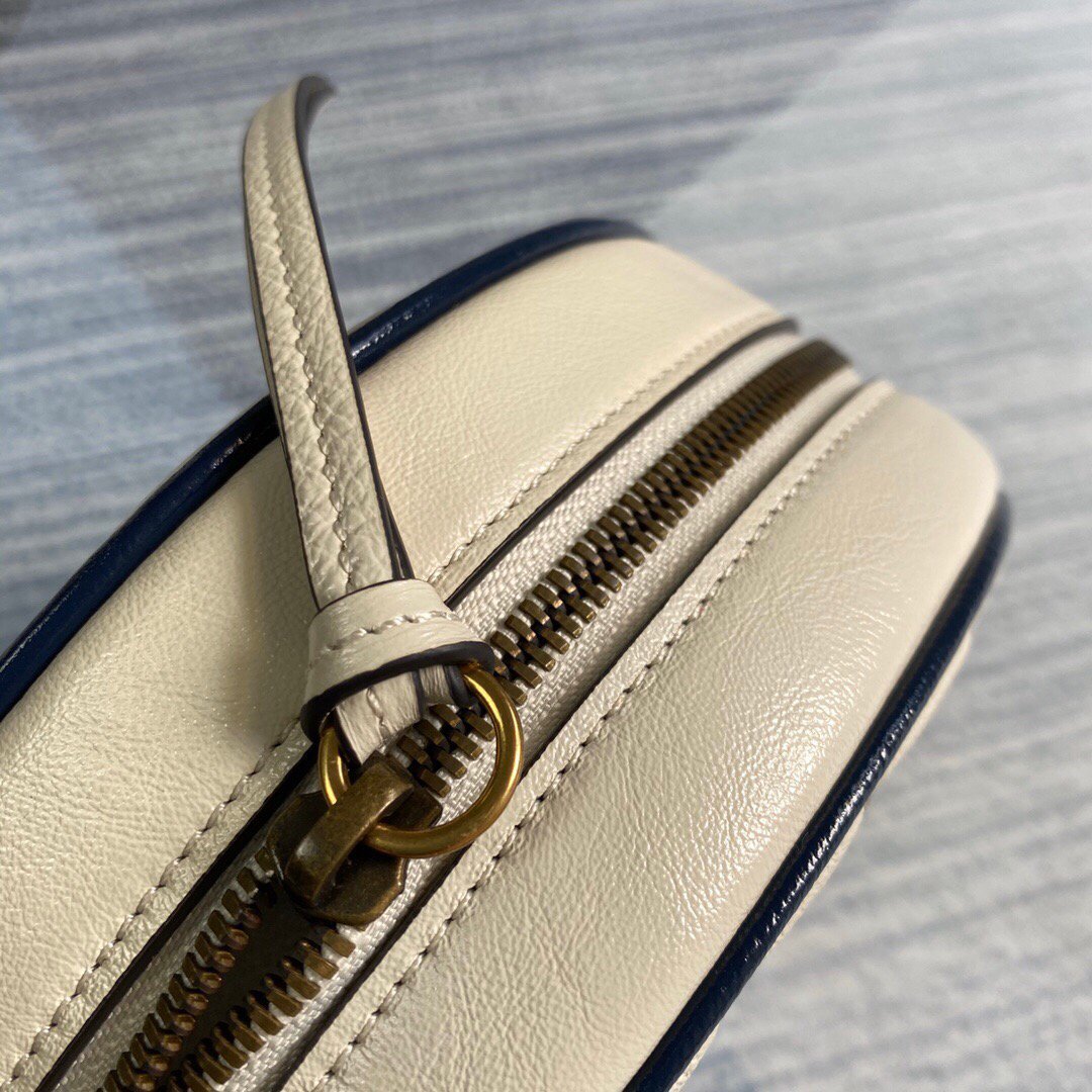 Gucci 550154 GG Marmont Mini Round Shoulder Bag White