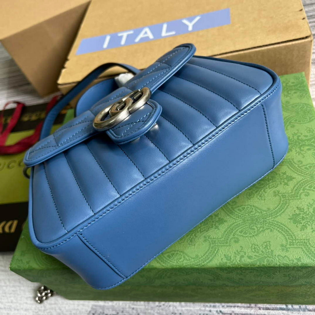 Gucci 583571 GG Marmont mini top handle bag Blue
