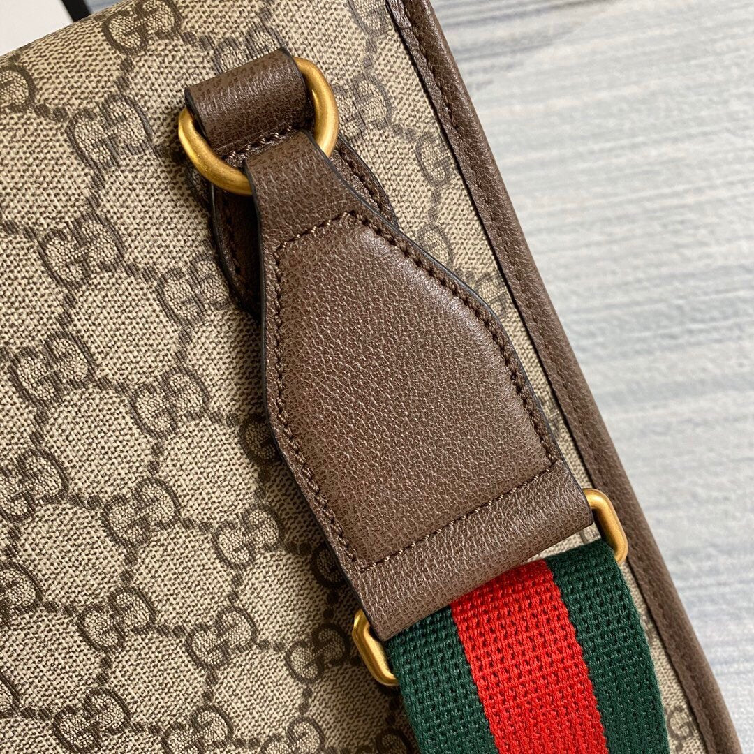 Gucci 599521 GG Supreme Medium Bag Beige