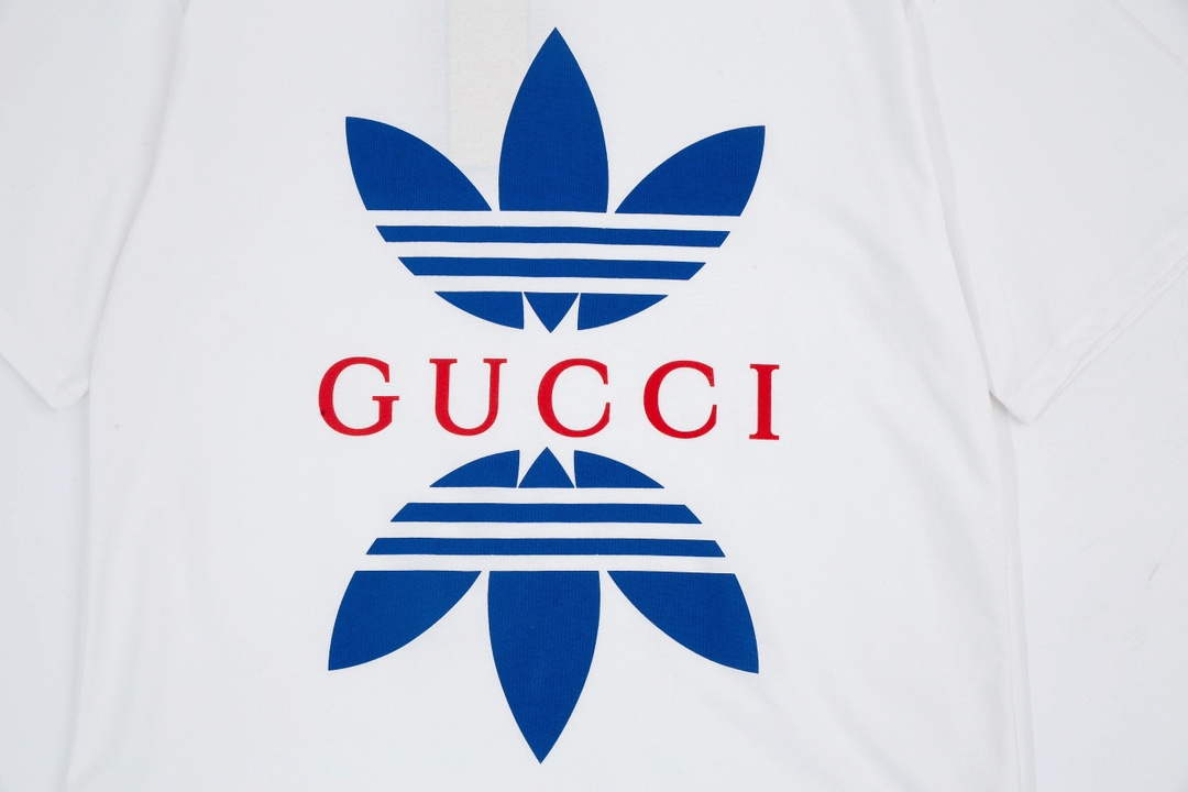 Gucci 616036 Adidas x Gucci Cotton Jersey Men Women's T-shirt G38686