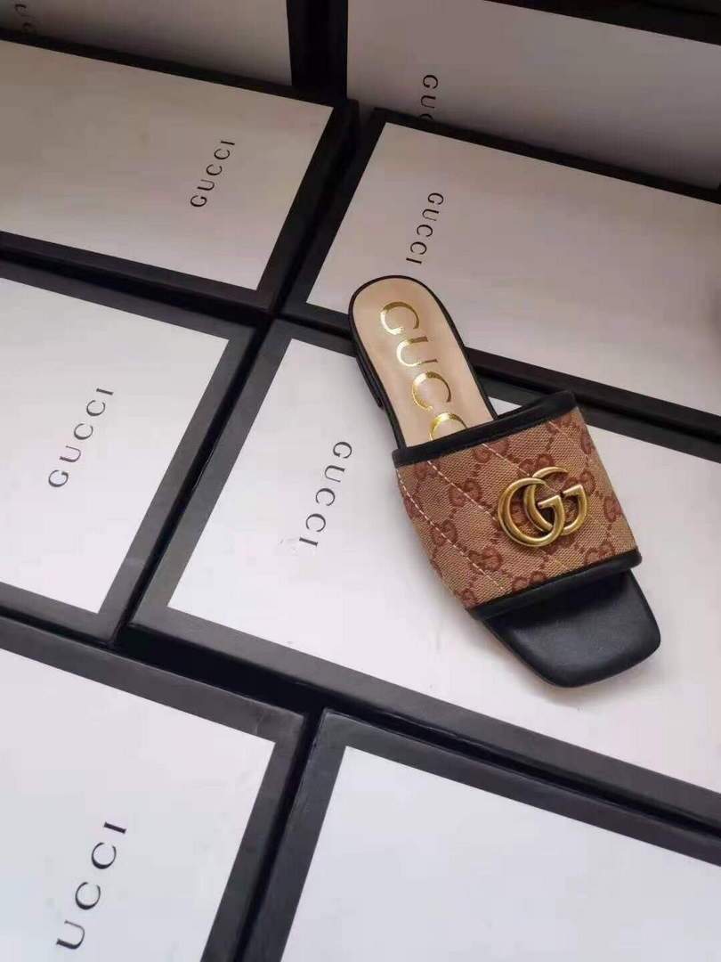 Gucci 619893 Women's GG Matelass¨¦ Canvas Slide Sandal Black - luxibagsmall