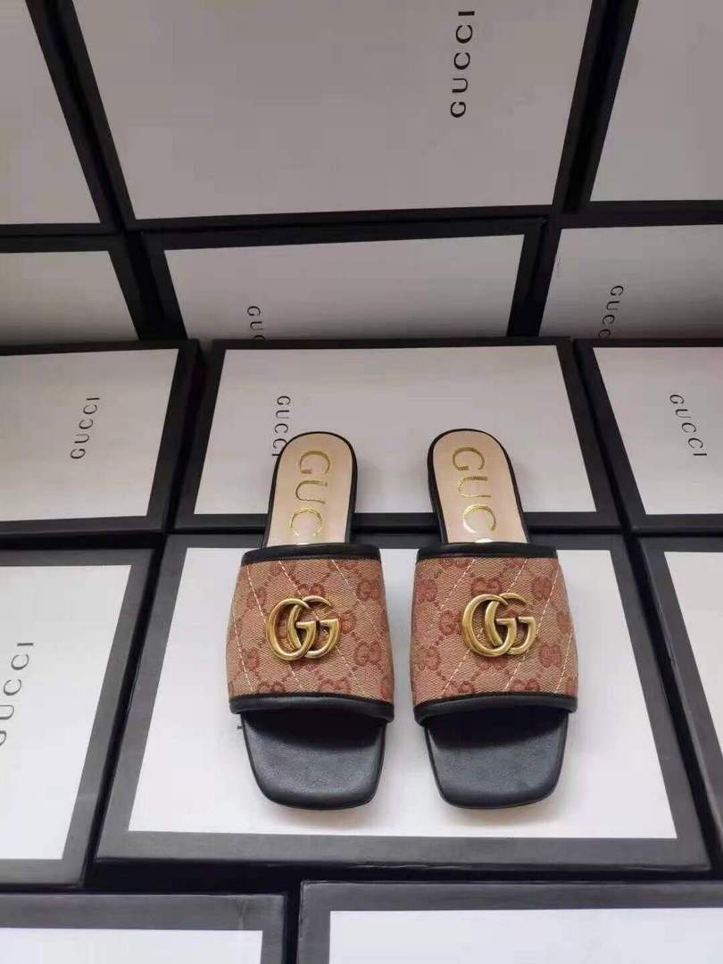 Gucci 619893 Women's GG Matelass¨¦ Canvas Slide Sandal Black - luxibagsmall