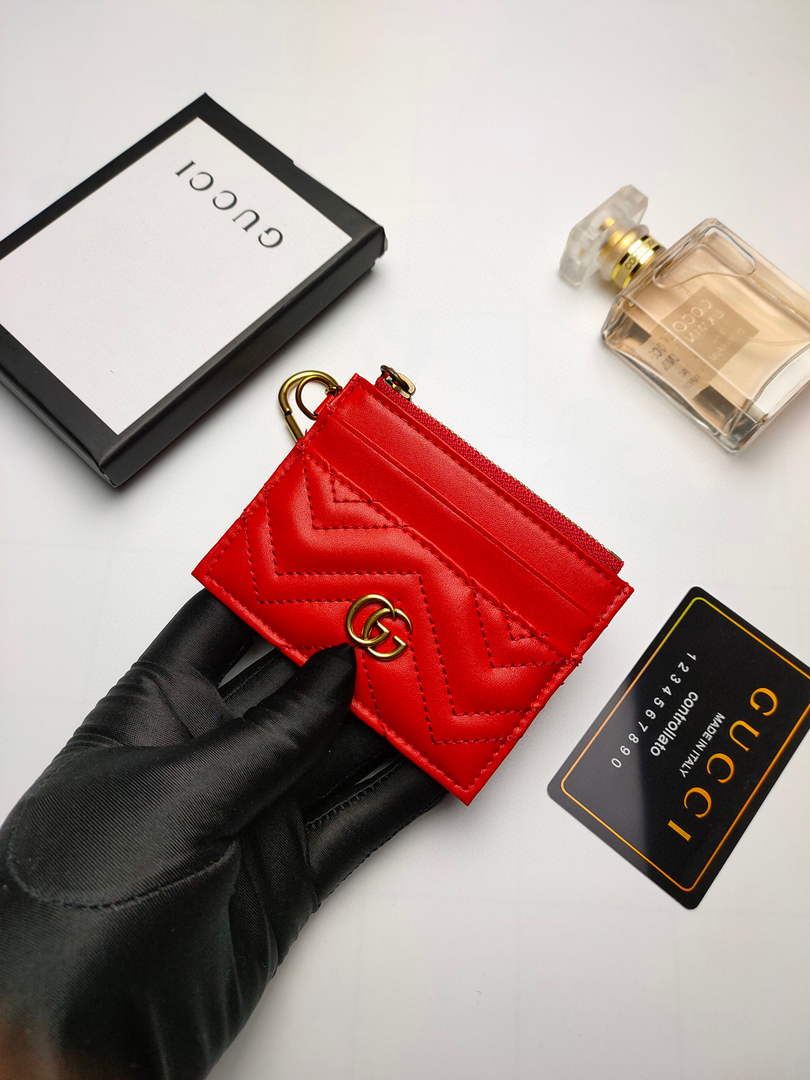 Gucci 627064 GG Marmont Keychain Wallet Red