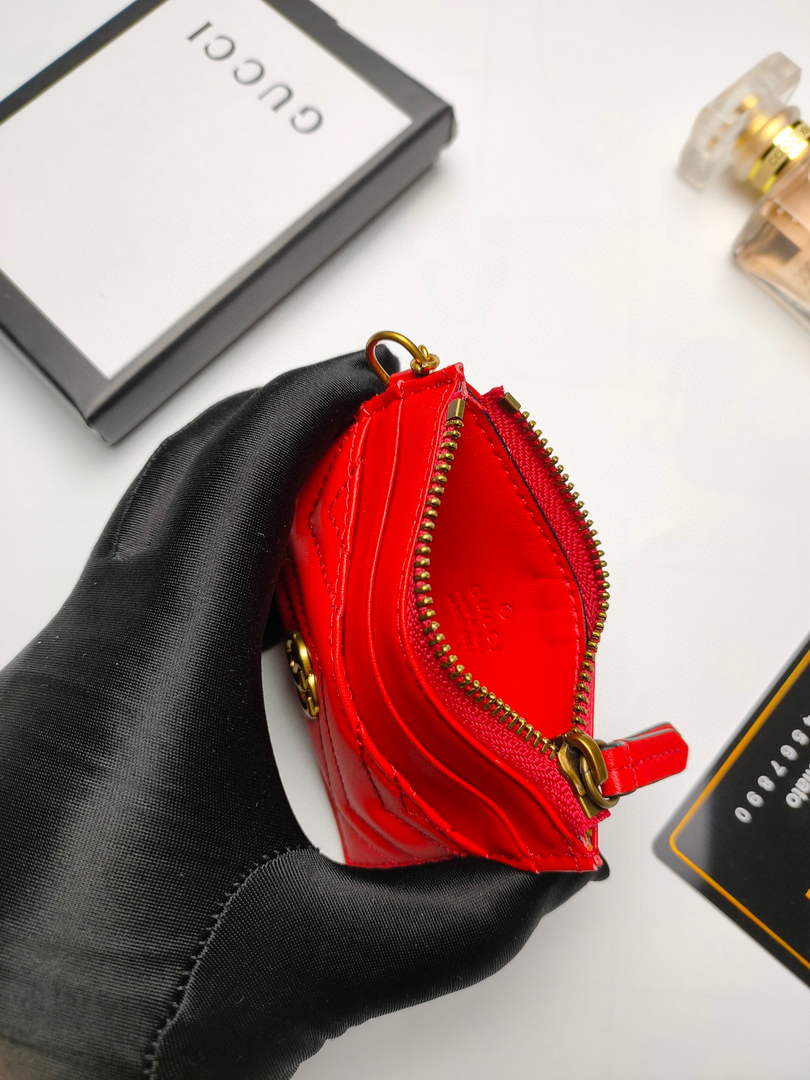 Gucci 627064 GG Marmont Keychain Wallet Red