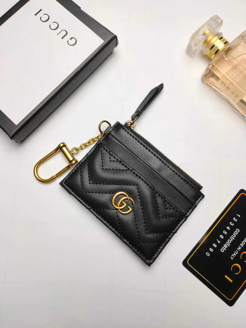 Gucci 627064 GG Marmont Keychain Wallet Black