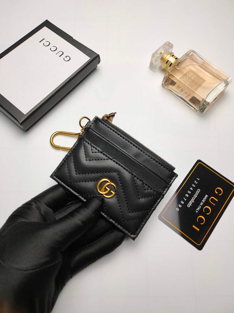 Gucci 627064 GG Marmont Keychain Wallet Black