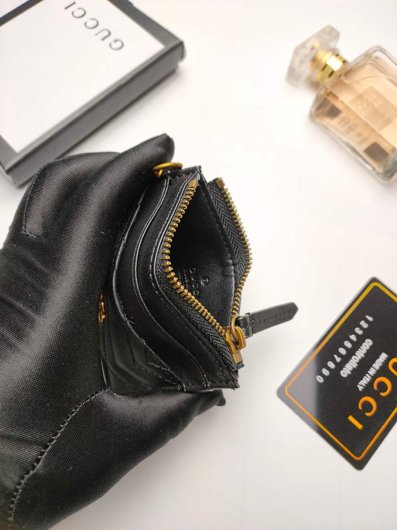 Gucci 627064 GG Marmont Keychain Wallet Black