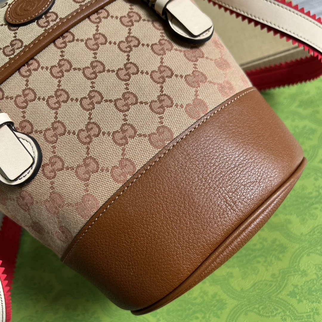 Gucci 630819 Bucket Bag in GG Supreme Canvas and Brown Leather