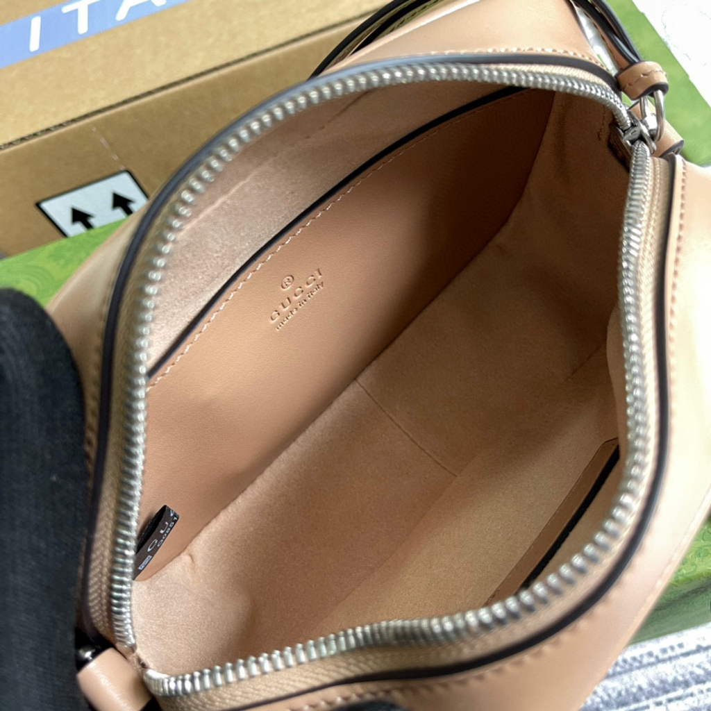 Gucci 634936 GG Marmont Mini Shoulder Bag Apricot
