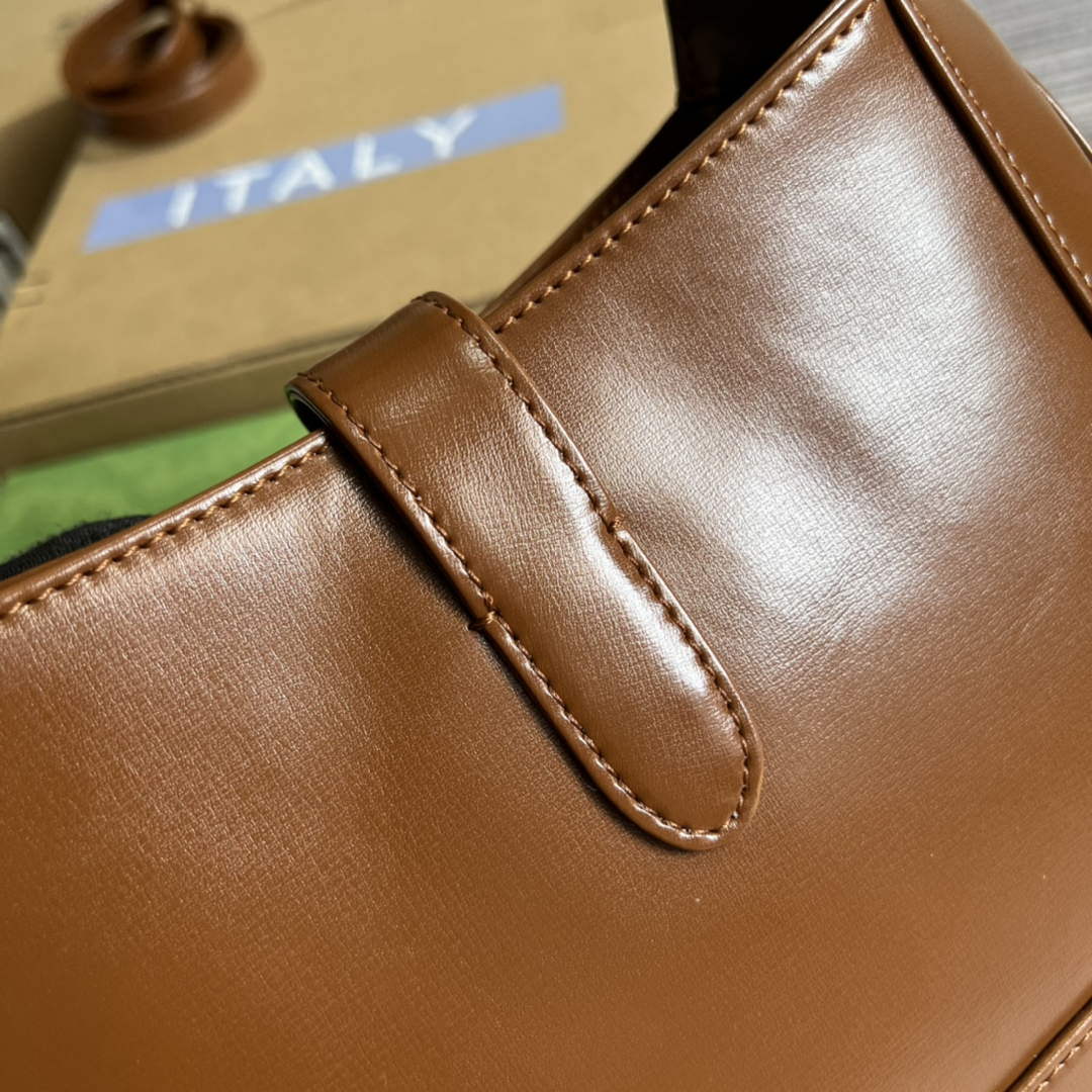 Gucci 636709 Jackie 1961 Small Shoulder Bag Brown