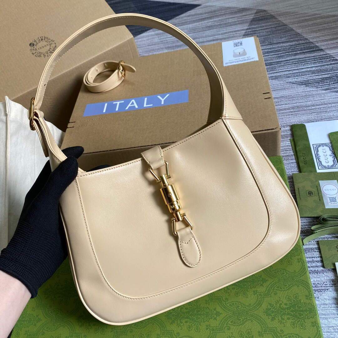 Gucci 636709 Jackie 1961 Small Shoulder Bag Beige