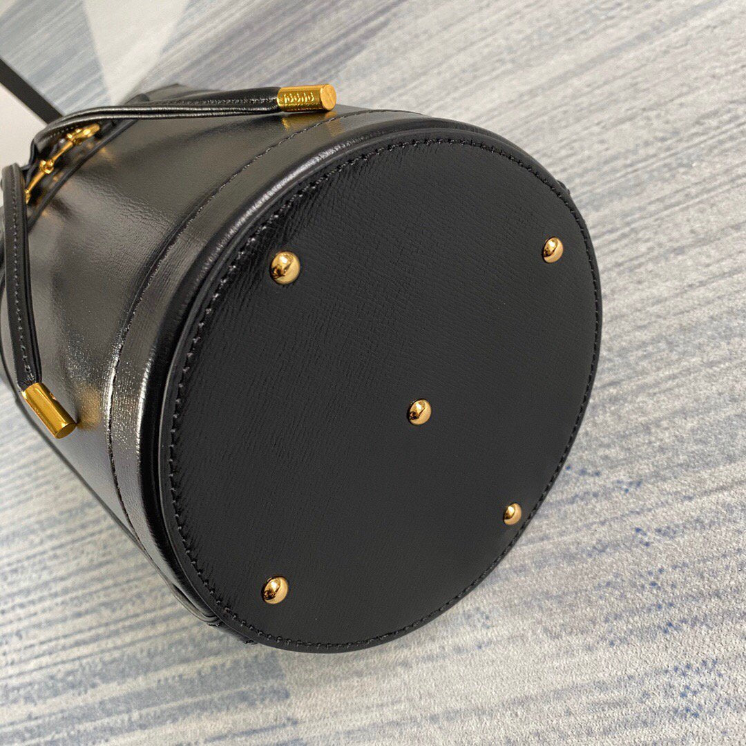 Gucci 637115 Gucci Horsebit 1955 Small Bucket Bag Black