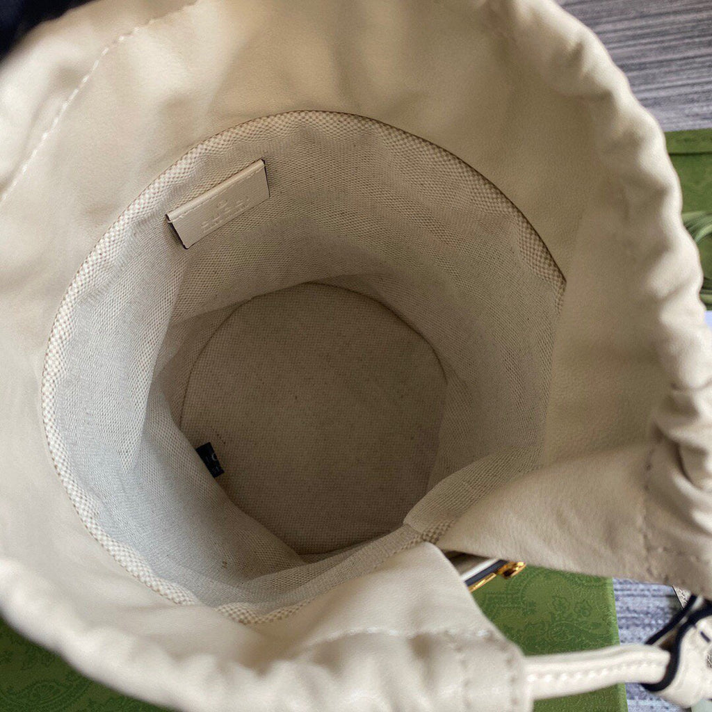Gucci 637115 Gucci Horsebit 1955 Small Bucket Bag Gray and White