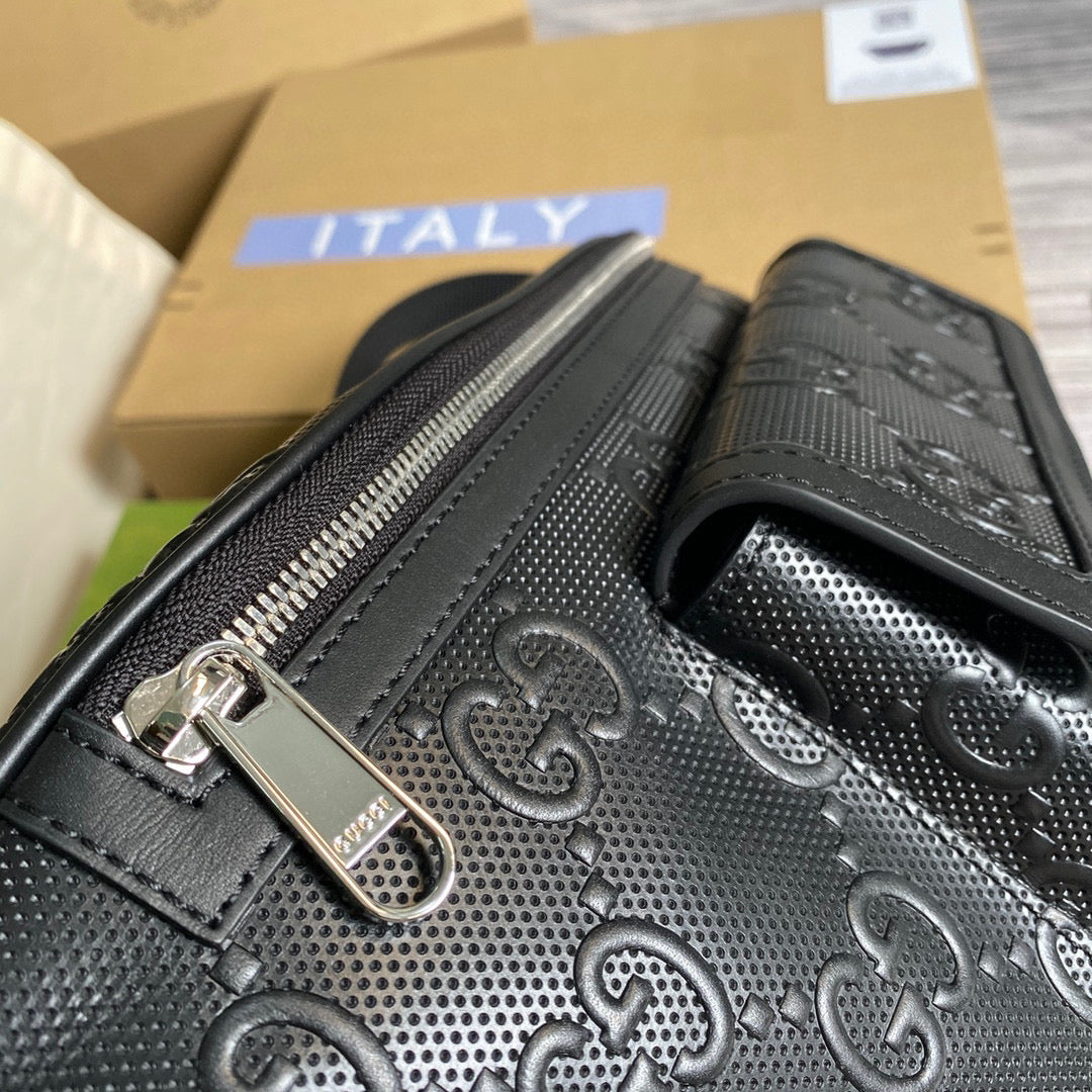 Gucci ?645093 GG embossed belt bag Black GG embossed leather