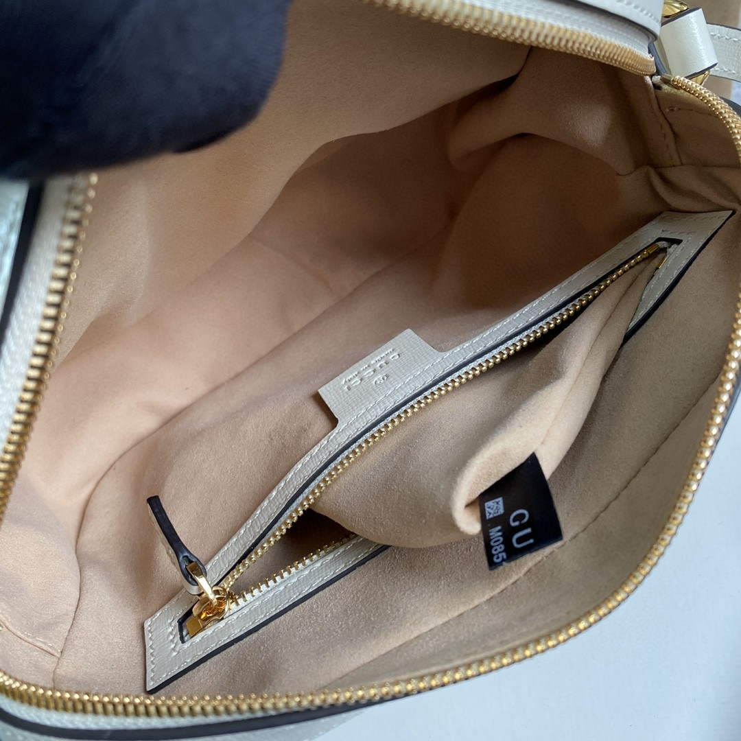 Gucci 645454 Gucci Horsebit 1955 Small Shoulder Bag Beige