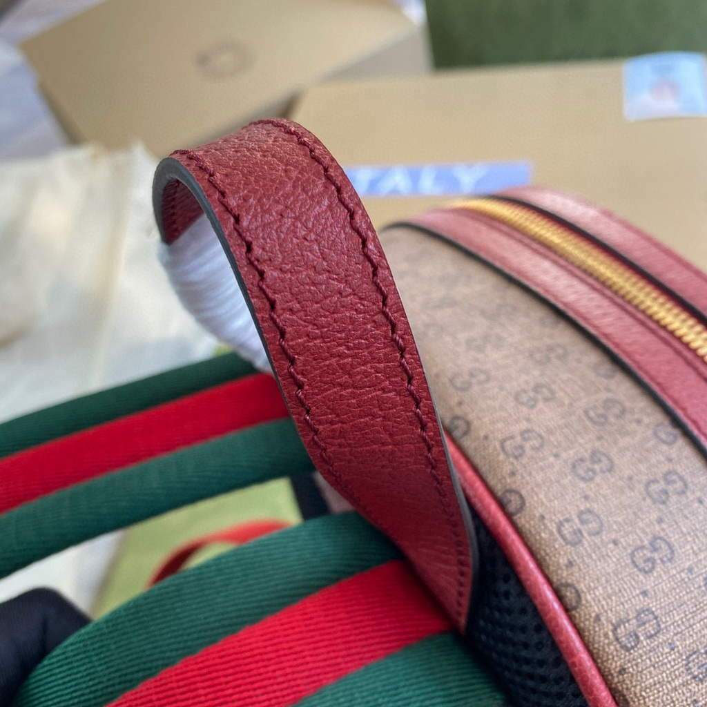 Gucci 647816 Doraemon x Gucci small backpack in mini GG canvas
