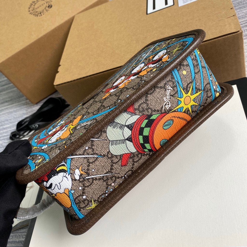 Gucci 647929 Disney x Gucci Donald Duck Cosmetic Case Brown