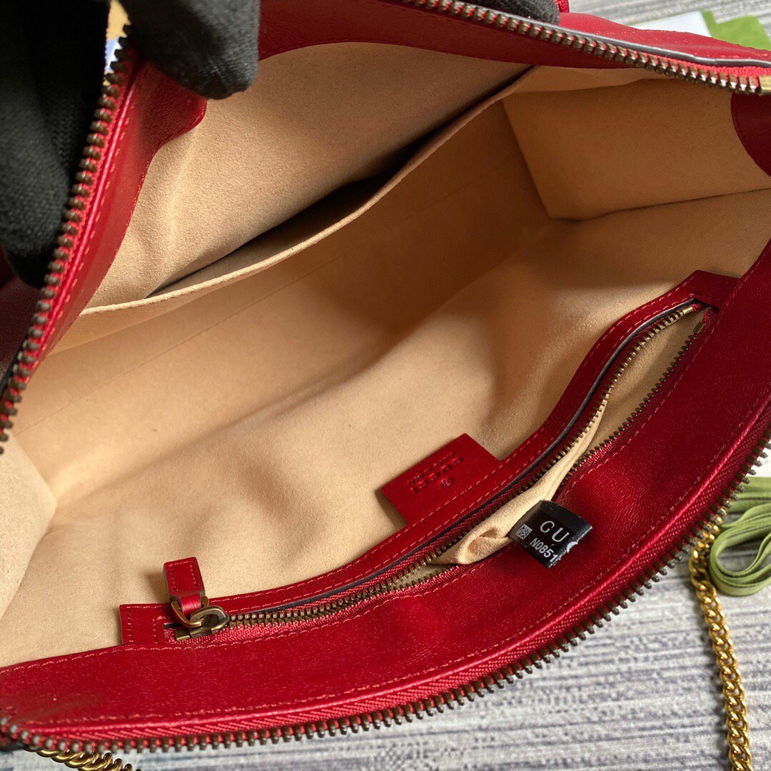 Gucci 648999 Small Shoulder Bag With Double G Red