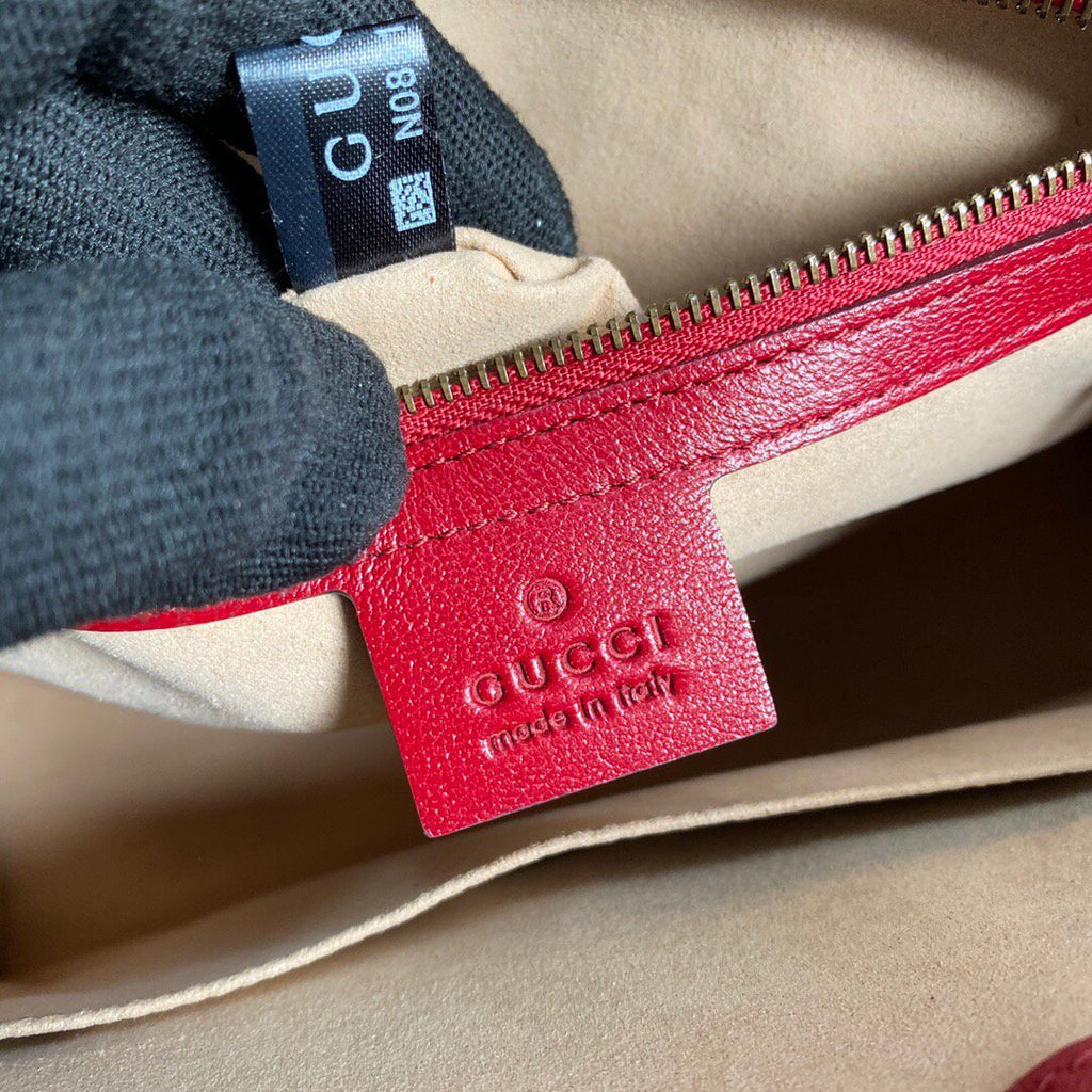 Gucci 648999 Small Shoulder Bag With Double G Red