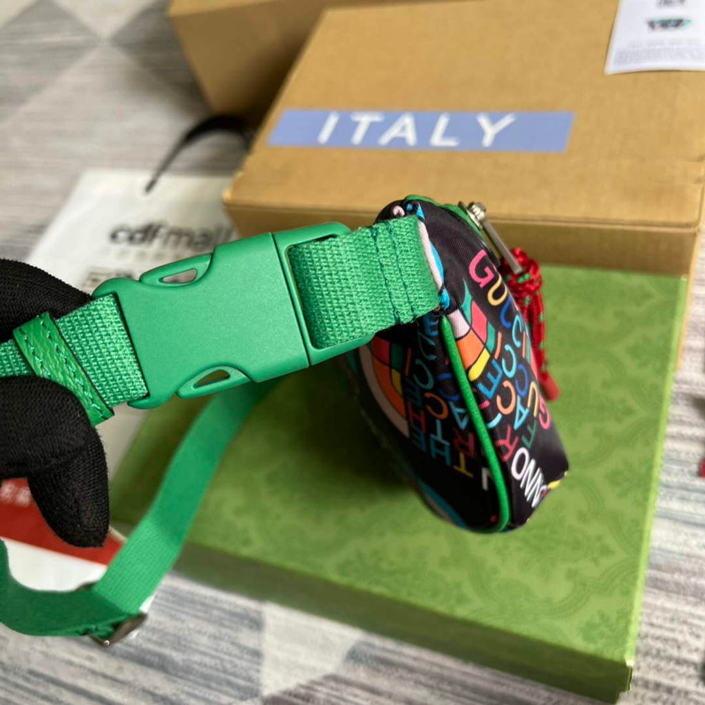 Gucci 650299 The North Face x Gucci belt bag Green