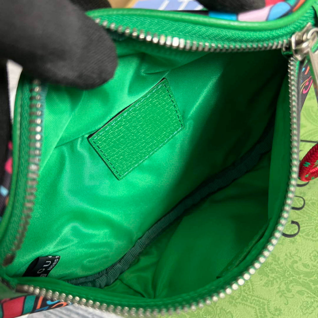 Gucci 650299 The North Face x Gucci belt bag Green