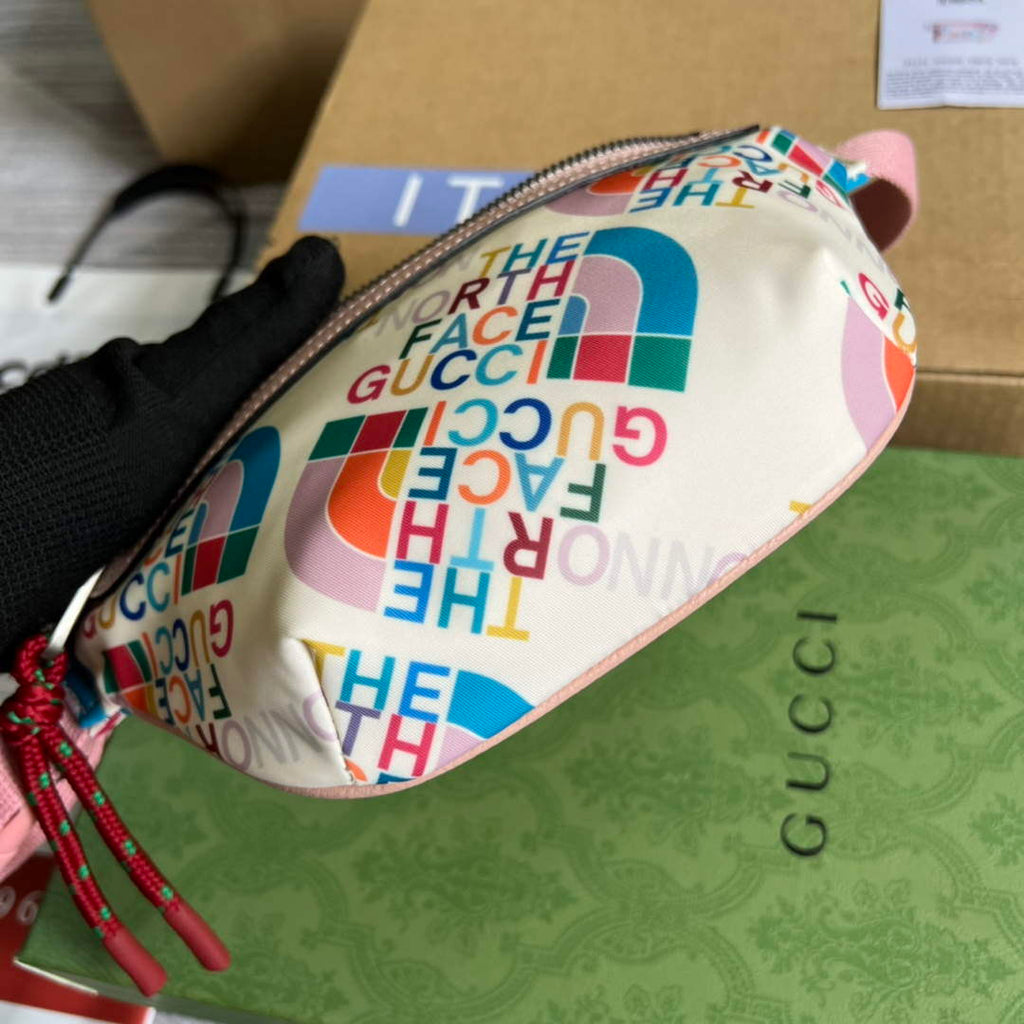 Gucci 650299 The North Face x Gucci belt bag Pink