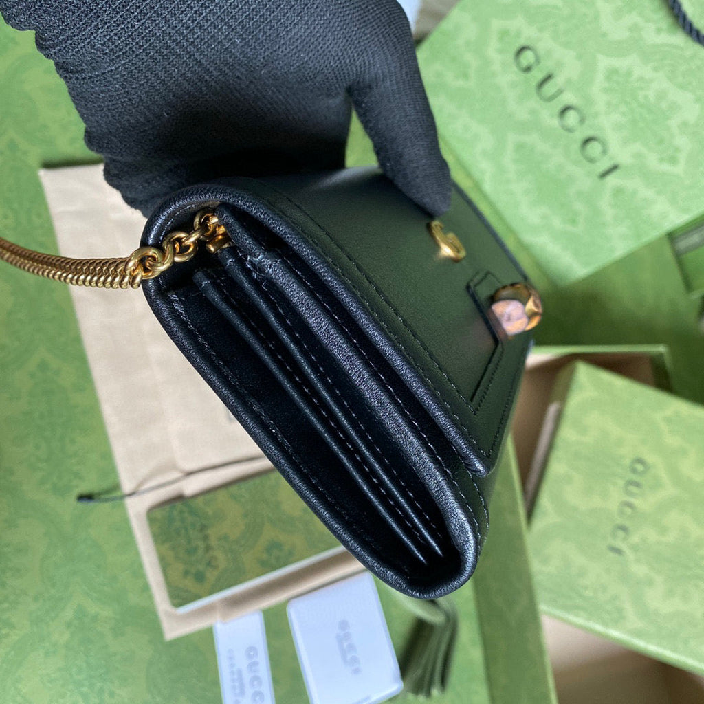 Gucci 658243 Diana chain wallet in Black