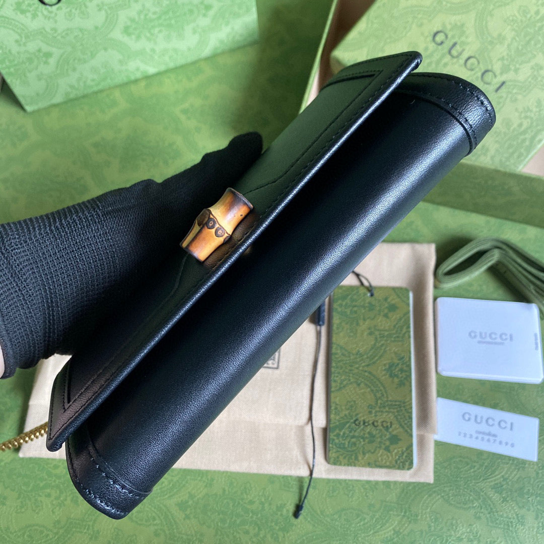 Gucci 658243 Diana chain wallet in Black