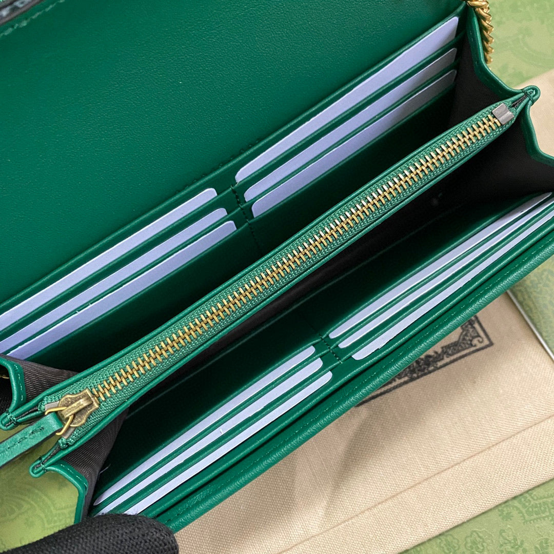 Gucci 658243 Diana chain wallet in Green