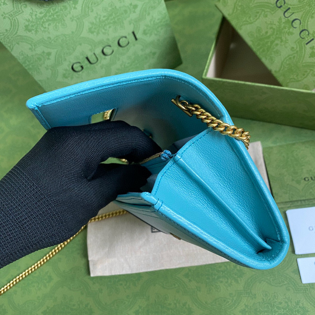 Gucci 658243 Diana chain wallet in Blue